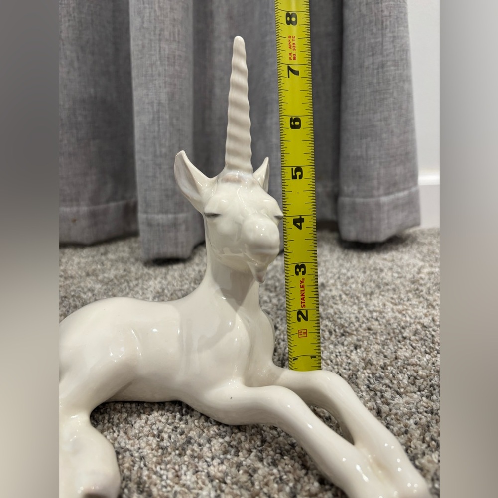 Vintage Mid-Century Modern unicorn figurine by Freeman McFarlin Pottery. - Picture 10 of 12